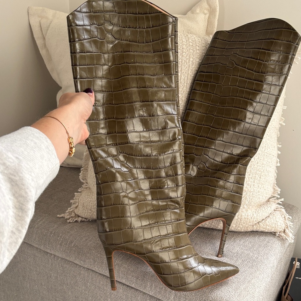 SCHUTZ MARYANA CROCO EMBOSSED BOOT like new